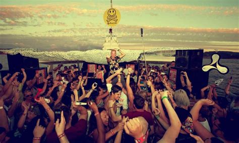 The Magic Boat Party Float Your Boat Sunset Party In Ibizal