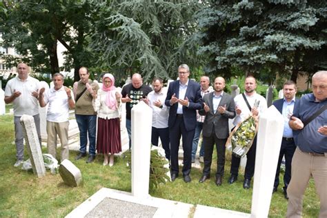 Obilježena godišnjica pogibije heroja Safeta Zajke Općina Centar Sarajevo