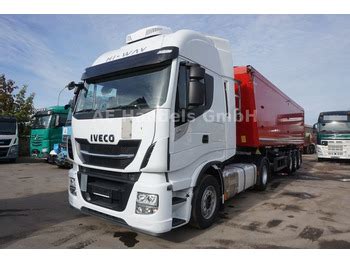 Iveco Stralis 460 Hi Way BL Retarder ACC Standklima For Sale Tractor