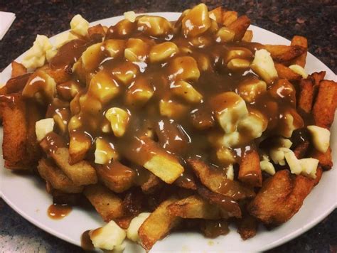 poutine near me quebec city - Whizz-Bang Blogger Photos