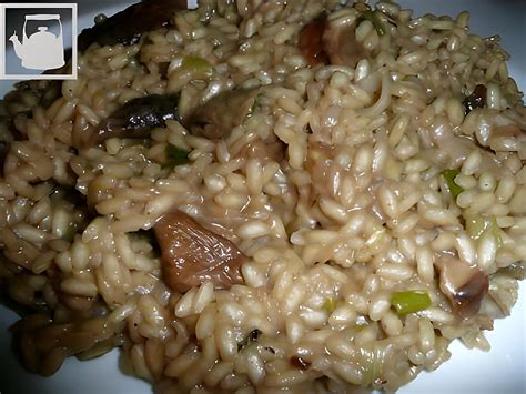 Recette De Risotto Aux Champignons S Ch S Et Aux Oignons Frais