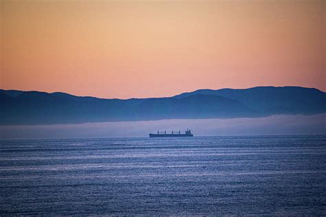 Juan De Fuca Strait At Sunset Photograph By Varma Penumetcha Fine Art