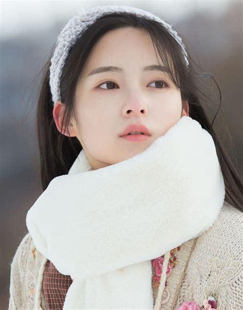 Nhan sắc đỉnh cao của hot girl mạng được mệnh danh là thần tiên tỷ tỷ thế hệ mới