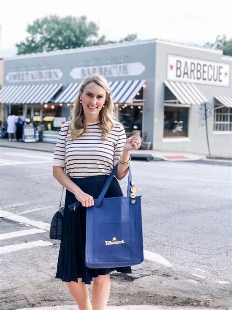 Cheesy Goodness: Sweet Auburn Barbecue's Cheddar Grits Recipe