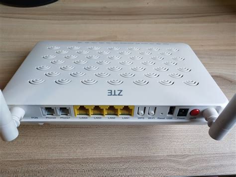 Zte F V Ge Fe Tel Wifi With Extral Antenna Ftth Modem Router