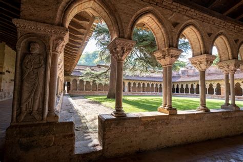 Visite Incontournable Douce Et Ludique Du Cloitre De L Abbaye De