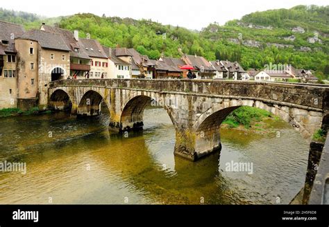 St Ursanne Banque De Photographies Et Dimages à Haute Résolution Alamy