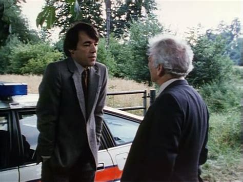 Inspector Morse S01e02 The Silent World Of Nicholas Quinn Part 01