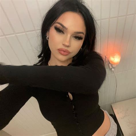 Maggie Lindemann On Instagram Maggie Lindemann Rocker Girl Maggie