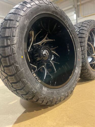 22 Fuel D741 Runner Dually Wheels 33 At Tires 8x200 Ford Super Duty