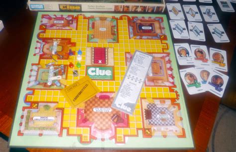 Vintage (1993) classic Clue board game published in Canada by Parker ...