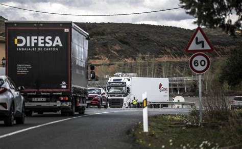 La Dgt Intensifica El Control De Camiones Y Autobuses La Rioja