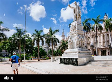 Statue of José Martí Parque central La Habana La Havana Cuba