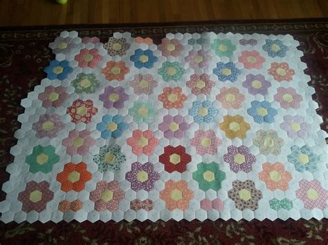 Update On Grandma U002639 S Flower Garden Quilt