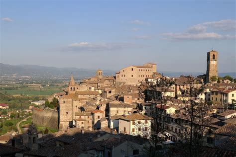 Mostra Mercato Dell Artigianato Della Valtiberina Toscana