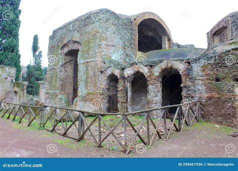 Villa Adriana Complex Exterior View Stock Photo - Image of hadrian ...