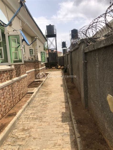 For Sale Bedroom Detached Bungalow Penthouse Estate Lugbe District