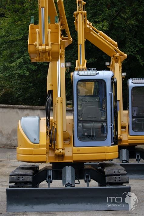 Excavator Mini Excavator Mit CE Komatsu PC75UU 3