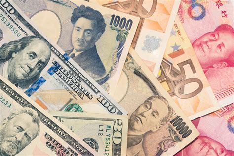 実質賃金とは？意味や計算方法、直近のデータなどをわかりやすく解説します！ データで越境者に寄り添うメディア データのじかん