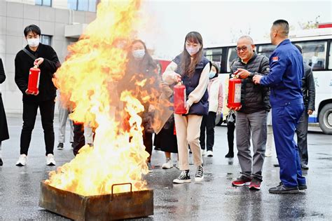 总师办、财务处、招标办党支部开展消防安全教育主题党日活动