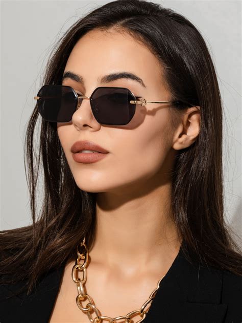 1pc Women Fashionable Polygon Metallic Sunglasses With Gradient Color Perfect For Daily Wear