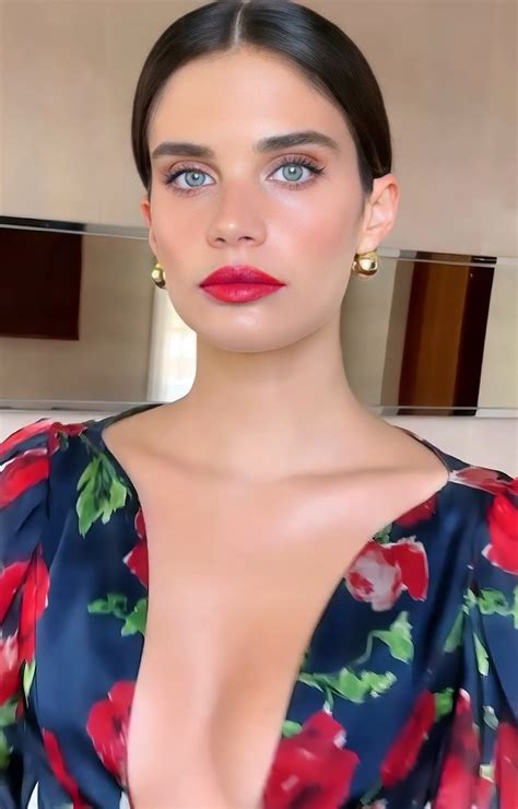 Sara Sampaio