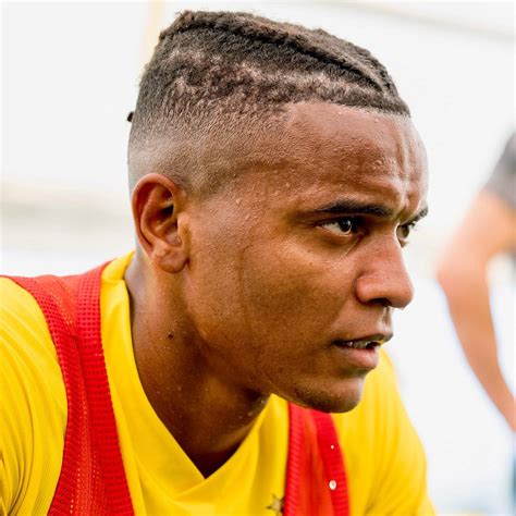 Download Close Up Of Manuel Akanji Wallpaper