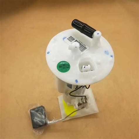 PAT Fuel Pump Assembly For Honda Accord CM1 CM3 2 4 2003 2008 16010 SDC