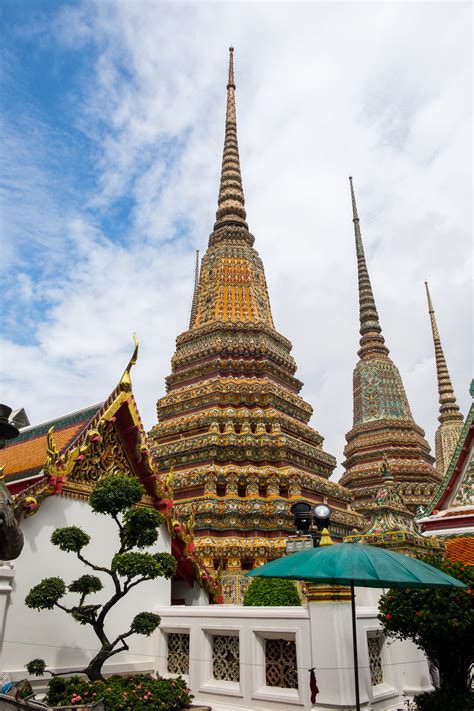 bangkok thailand wat pho bangkok national museum wat arun sleepy