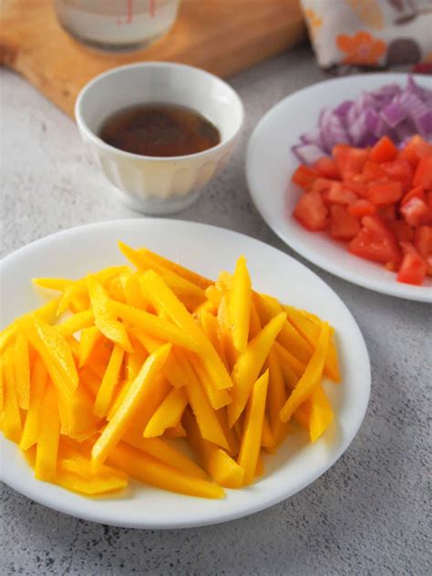 Filipino Mango Salad