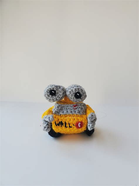 Ravelry Wall E Amigurumi Pattern By Gillian Nestor