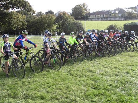 Stage De Cyclo Cross A Bazouges Comite Cyclisme De La Mayenne