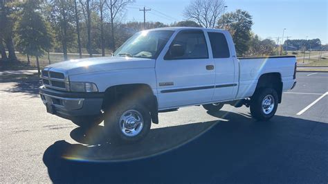 2000 Dodge Ram Slt Pickup At Kansas City 2022 As F134 Mecum Auctions