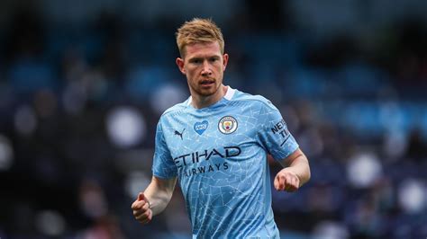 Man Citys De Bruyne Named Premier League Player Of The Season Eurosport