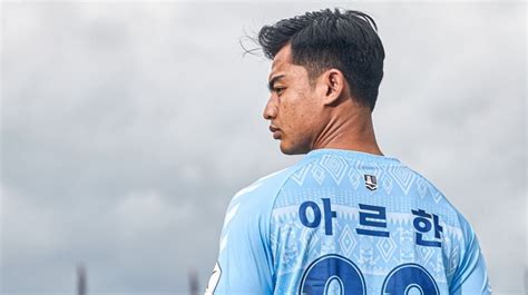 Main Bola Di Korea Cuma Jadi Model Pratama Arhan Kena Rujak Netizen