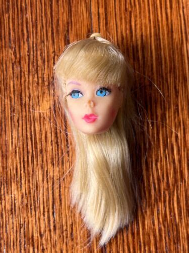 Vintage Twist N Turn TNT Barbie Doll Ash Blonde Hair Head Only 1966