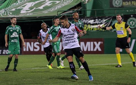 Fora de casa JEC vence a Chapecoense nos pênaltis e conquista a Recopa