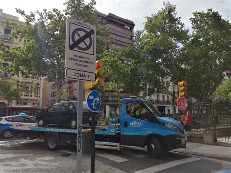 Fotos De Un Accidente De Tr Fico En El Paseo De Sagasta De Zaragoza