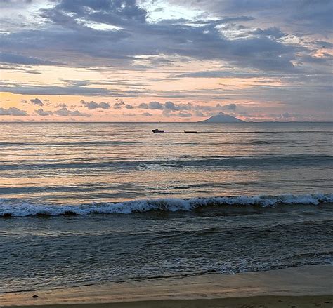 Pantai Pandan Carita Tiket Masuk Lokasi Fasilitas