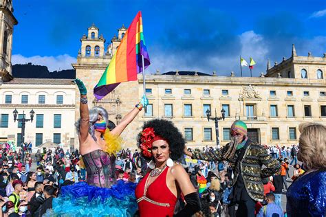 Así Se Vivió La Marcha Del Orgullo Lgbtiq 2021 En Bogotá Canal Trece