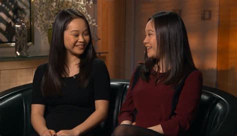 Video Twin Sisters Separated At Birth Reunite Abc News