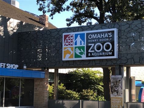 Omaha's Henry Doorly Zoo Review - Zoo With Us