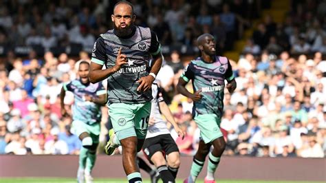 Fulham Brentford Bees Pick Up Their First Win Of The Season After