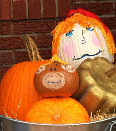 Solve Pumpkins In A Bucket Jigsaw Puzzle Online With 90 Pieces