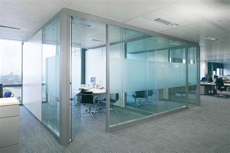 Soundproof Office Glass Partition Walls Aluminum Frame Environment