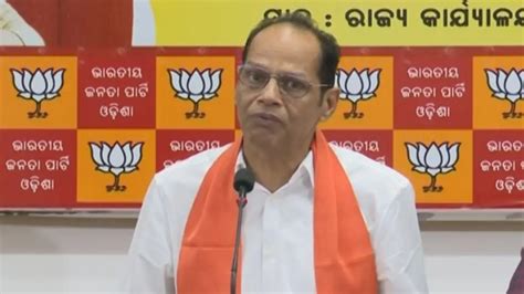 Bjp S Pradeep Panigrahi Lambasts Odisha Govt Over Public Healthcare