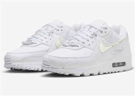 Nike Air Max 90 White Metallic Silver FV0949-100