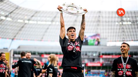 Piero Hincapi Campe N Invicto Con Leverkusen En La Bundesliga