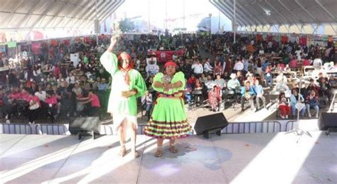 Danzantes De Guachochi En El Tianguis De Pueblos Magicos