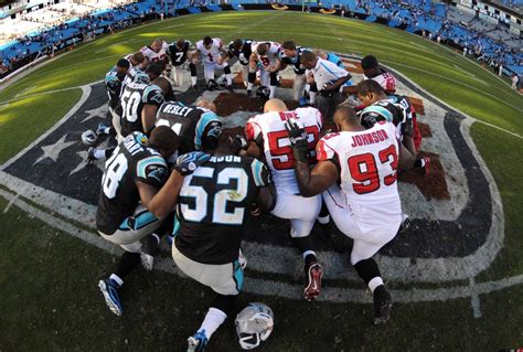 Panthers vs. Falcons: Best home photos from the division rivalry